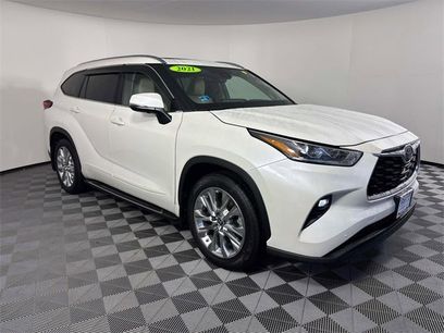 Used 2021 Toyota Highlander Limited