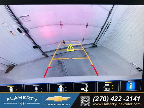 Used 2023 Chevrolet Traverse Premier AWD/4WD image 39