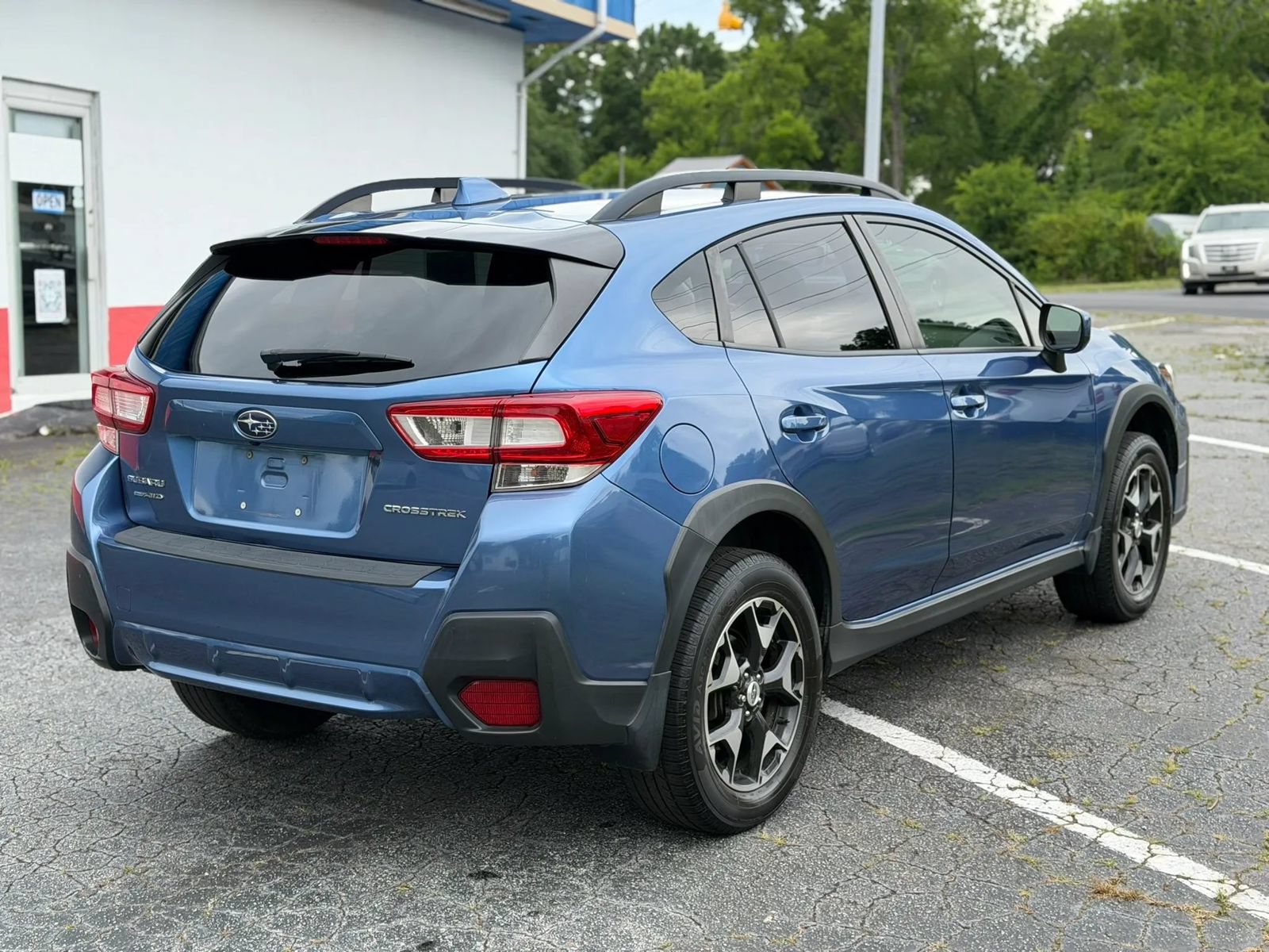 Used 2018 Subaru Crosstrek 2.0i Premium w/ Popular Package #2 AWD/4WD image 5