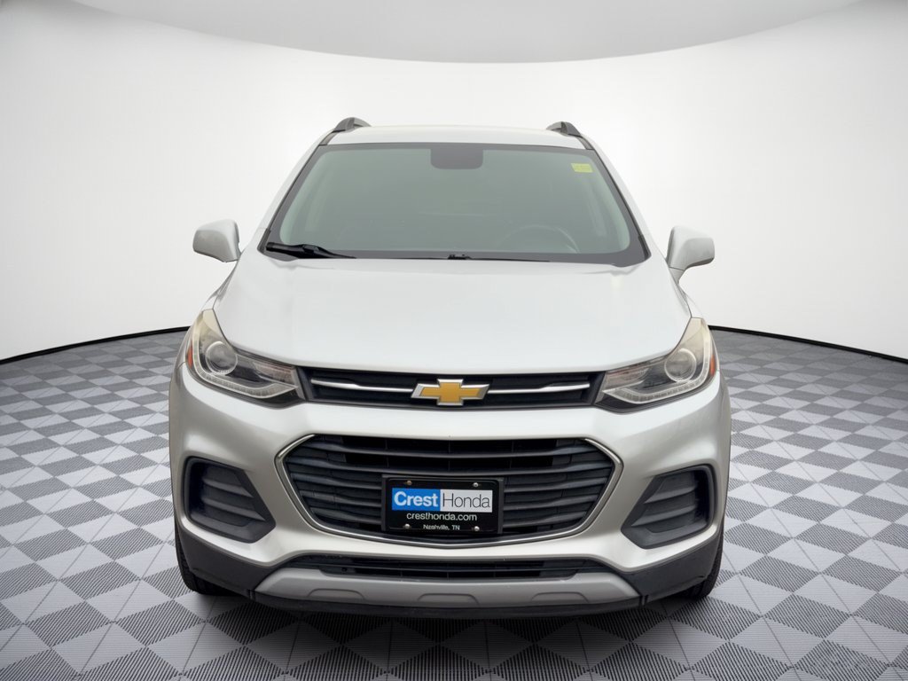 Used 2018 Chevrolet Trax LT w/ LT Convenience Package FWD image 6