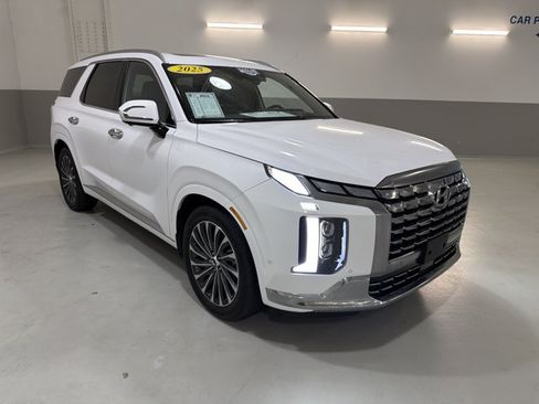 Used 2025 Hyundai Palisade Calligraphy AWD/4WD image 4