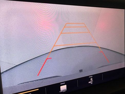 Used 2019 Chevrolet Silverado 1500 LTZ image 38