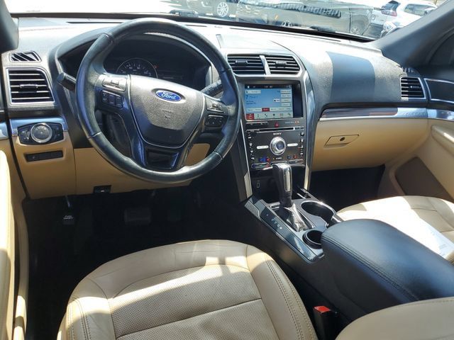 Used 2017 Ford Explorer Limited FWD image 9
