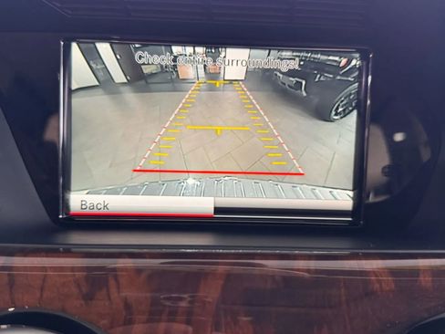 Used 2015 Mercedes-Benz GLK 350 4MATIC image 31