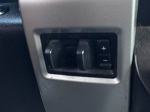 Used 2017 Ford F250 Lariat w/ Lariat Ultimate Package image 40