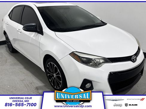 Used 2015 Toyota Corolla S image 1