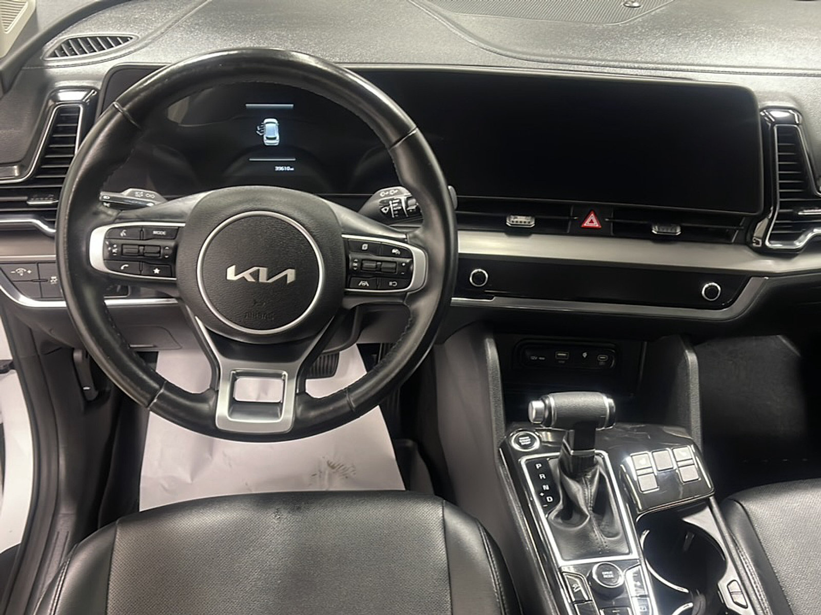 Used 2023 Kia Sportage EX FWD image 3