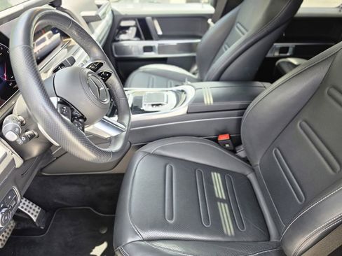 Used 2025 Mercedes-Benz G 550 image 18