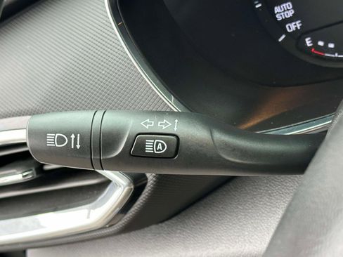 Certified 2022 Chevrolet TrailBlazer LT w/ Driver Confidence Package image 21