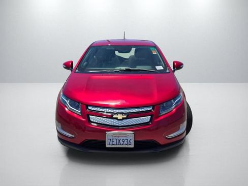 Used 2014 Chevrolet Volt FWD image 2