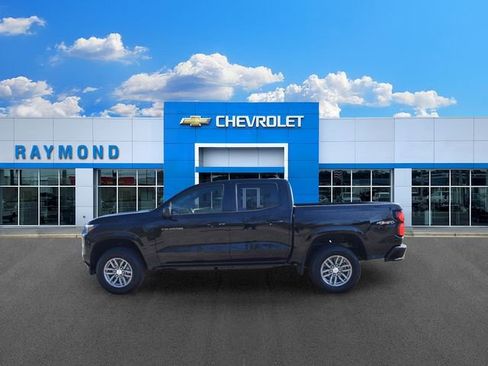 New 2026 Chevrolet Colorado LT w/ LT Convenience Package AWD/4WD image 7