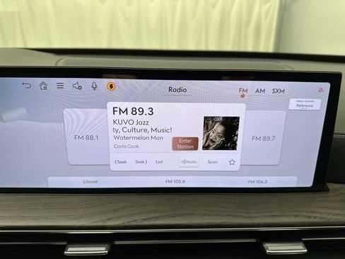 Certified 2025 Genesis GV80 3.5T Prestige image 16