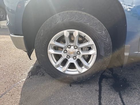 Used 2024 Chevrolet Silverado 1500 LT image 31