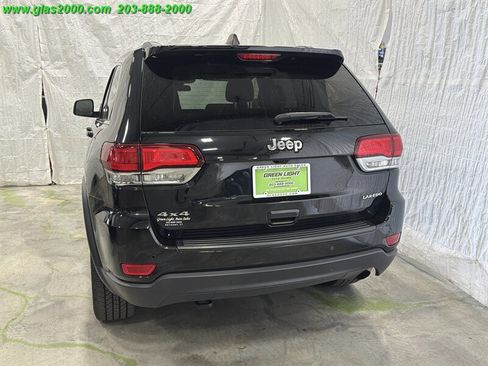 Used 2021 Jeep Grand Cherokee Laredo AWD/4WD image 30