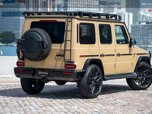Used 2022 Mercedes-Benz G 550 image 4