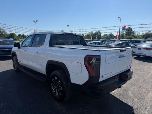 Used 2026 GMC Sierra EV Elevation AWD/4WD image 7