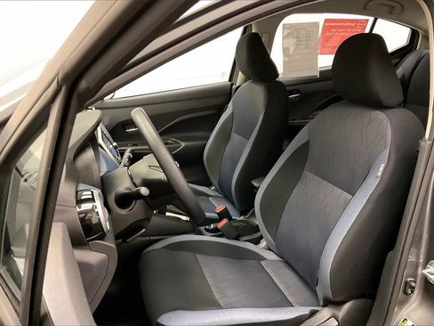 Certified 2025 Nissan Versa SV w/ Trunk Package image 17