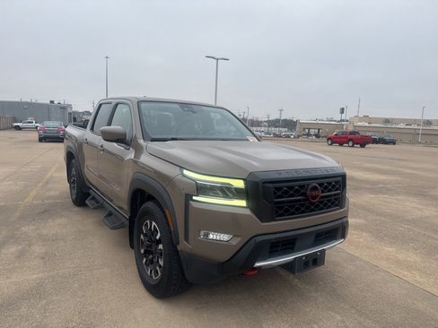 Certified 2022 Nissan Frontier Pro-X w/ Technology Package image 1