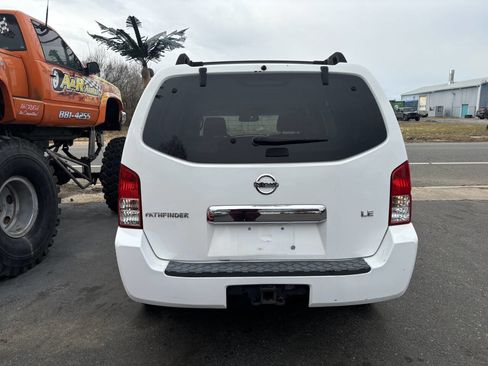 Used 2006 Nissan Pathfinder LE image 4