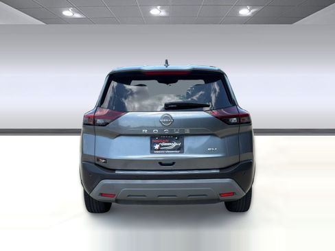 Used 2023 Nissan Rogue SV FWD image 10