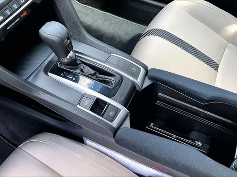Used 2018 Honda Civic LX image 17