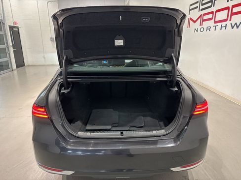 Used 2025 BMW i5 xDrive40 w/ Premium Package image 43