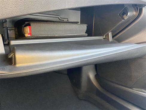 Used 2025 Toyota Camry LE image 29