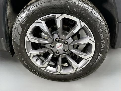 Used 2025 GMC Terrain Elevation w/ Elevation Premium Package AWD/4WD image 30
