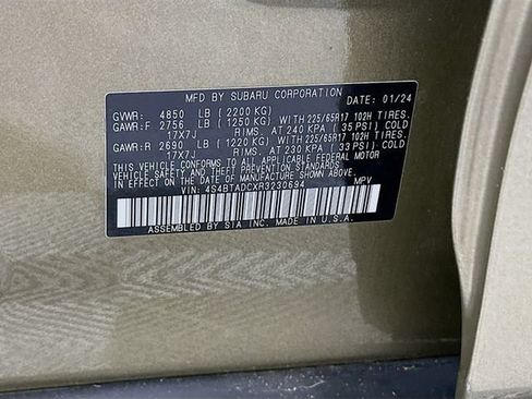 Certified 2024 Subaru Outback Premium AWD/4WD image 33