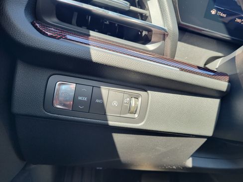 New 2026 Chevrolet Traverse Z71 w/ Enhanced Driving Package AWD/4WD image 15