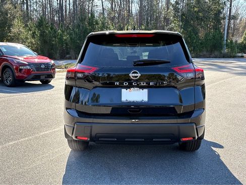 New 2026 Nissan Rogue S image 23