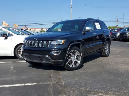 Used 2020 Jeep Grand Cherokee Limited w/ Premium Lighting Group AWD/4WD image 32