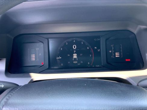 Used 2025 Toyota Tacoma SR5 AWD/4WD image 25