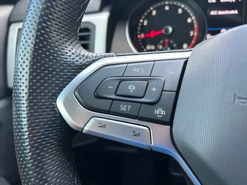 Certified 2021 Volkswagen Atlas Cross Sport SE AWD/4WD image 22