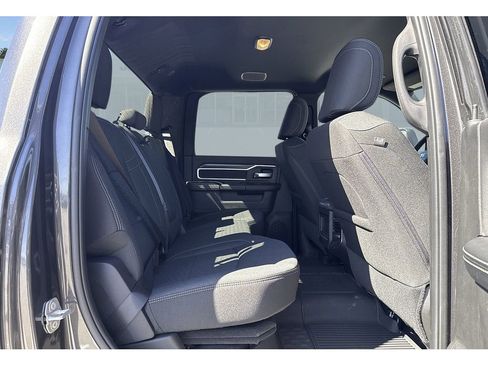 New 2026 RAM 2500 Big Horn AWD/4WD image 23