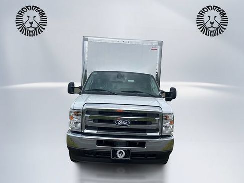 New 2027 Ford E-450 and Econoline 450 Super Duty w/ Power Equipment Group RWD image 2