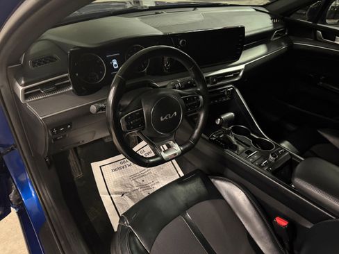 Used 2022 Kia K5 GT-Line image 40