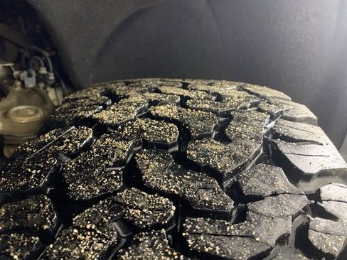 Used 2022 GMC Sierra 1500 AT4 image 37