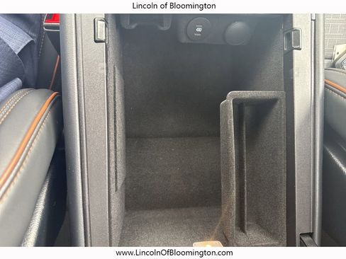 Certified 2025 Lincoln Aviator Black Label image 50