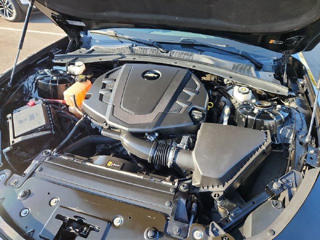 Used 2018 Chevrolet Camaro LT RWD image 16
