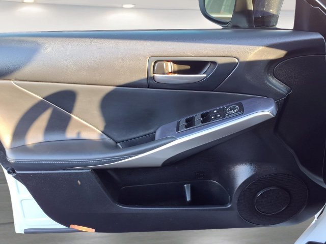 Used 2020 Lexus IS 350 F Sport w/ Blackline Edition AWD/4WD image 21