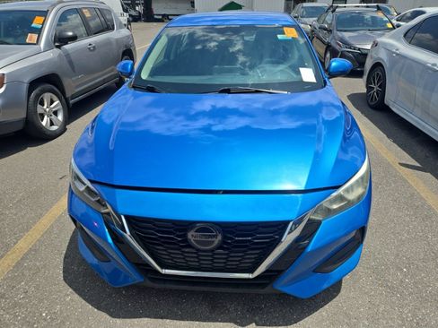Used 2021 Nissan Sentra SV FWD image 2