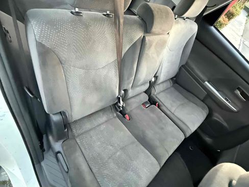 Used 2014 Toyota Prius V Two FWD image 31