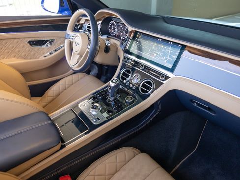 Used 2020 Bentley Continental GT V8 AWD/4WD image 58