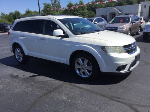 Used 2014 Dodge Journey Limited w/ Sun/Sound & Wheel Group AWD/4WD image 7
