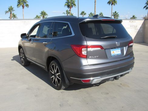 Certified 2019 Honda Pilot Touring image 6