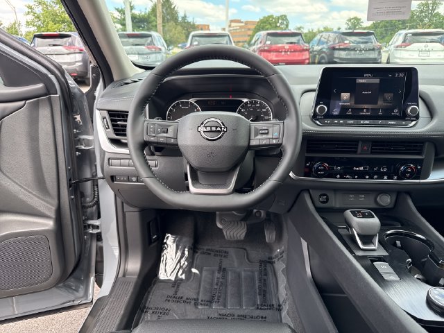 New 2026 Nissan Rogue Dark Armor AWD/4WD image 16