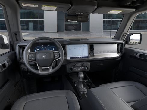 New 2026 Ford Bronco Outer Banks AWD/4WD image 11