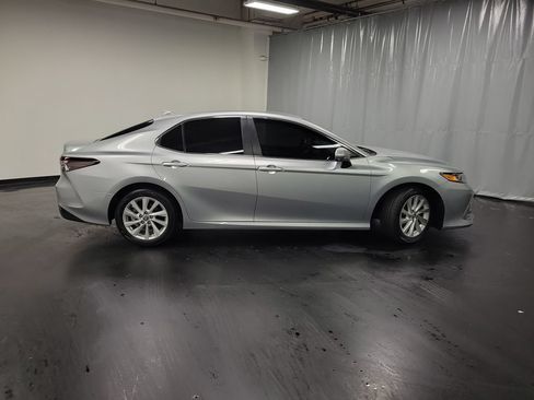 Used 2023 Toyota Camry LE FWD image 9