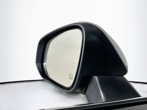 Used 2025 Toyota Grand Highlander AWD image 16